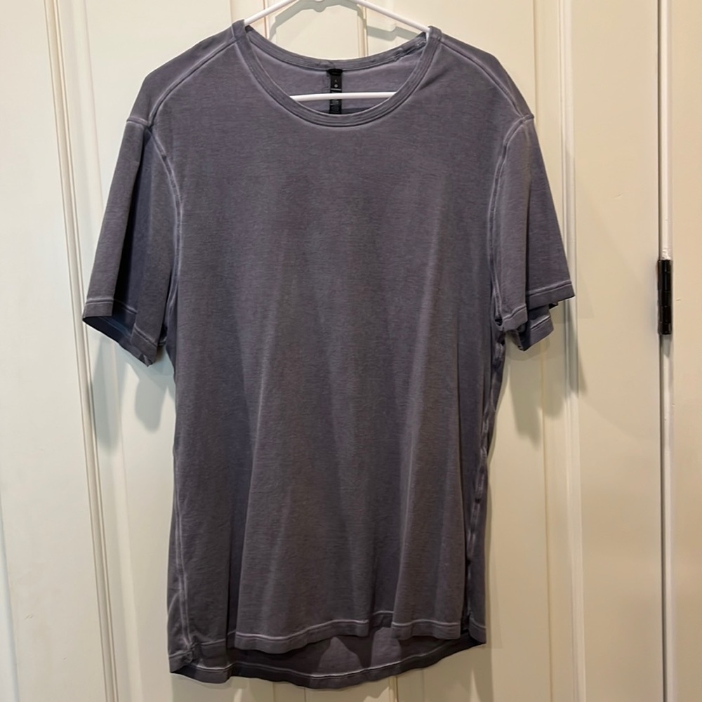Lululemon 5-Year Basic Tee Men's T-Shirt - Size Large